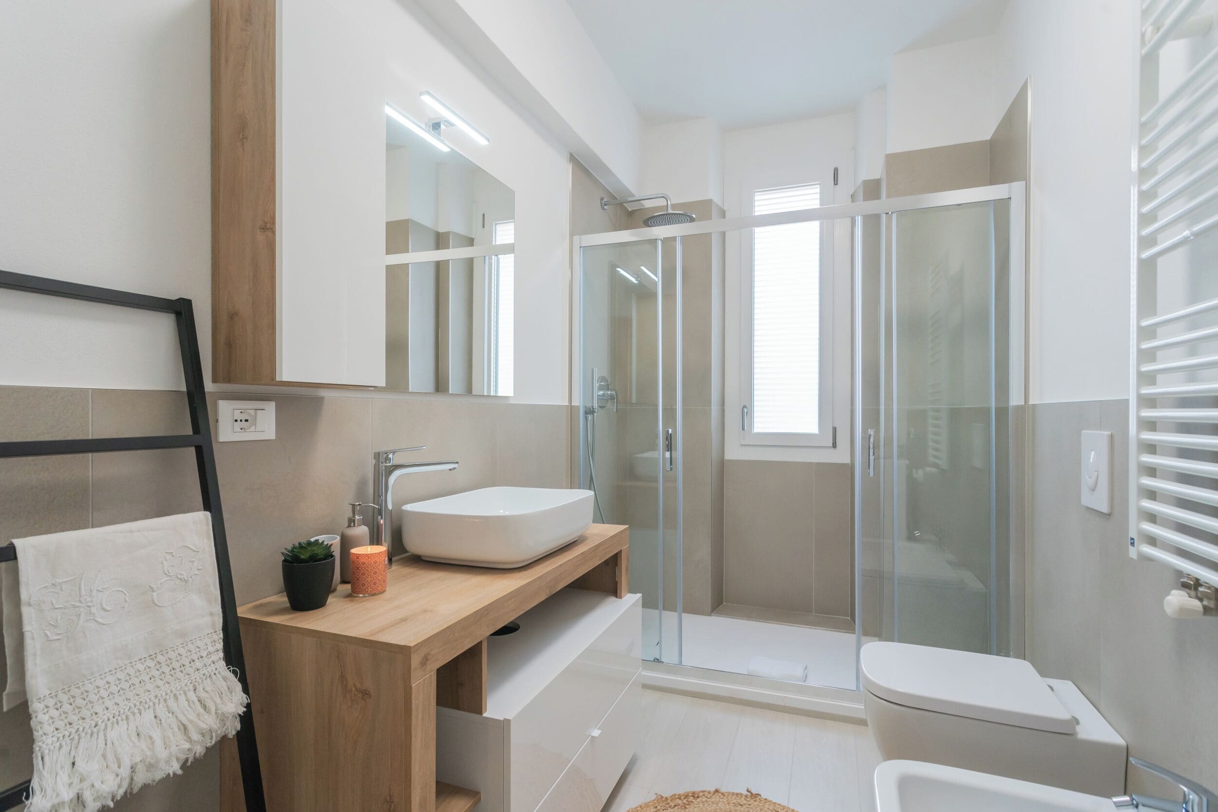 Apartment (2 Bedrooms) | Bathroom