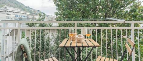 Appartement (2 Bedrooms) | Restauration extérieure