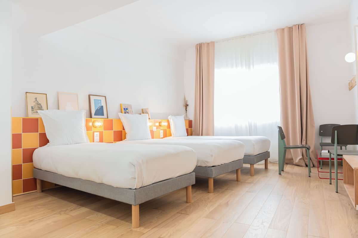 Triple Room