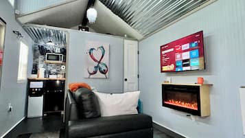 Smart TV, chimenea