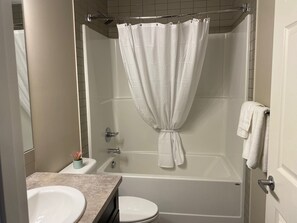 Bathroom - Mahogany's Comfy Haven (Calgary)