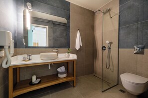 Shower, free toiletries, hair dryer, slippers - Noera (Skiathos)