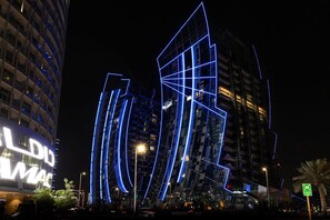 Internet - Lux Studio Near B Khalifa (Dubai)