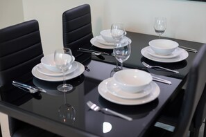 House - LUX Corner Unit w Canal View (Dubai)