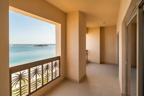 Exterior - Luxury 3BR Sarai Apt Sea View (Dubai)