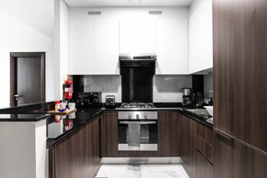 Apartment, Accessible | 1 bedroom - Premium Corner Apt 1BD in Jone w Canal View (Dubai)