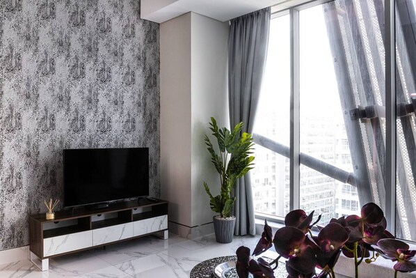 Apartment, Accessible | 1 bedroom - Premium Corner Apt 1BD in Jone w Canal View (Dubai)