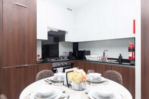 1 bedroom - LUX Waterfront 1BR Near B.khalifa (Dubai)