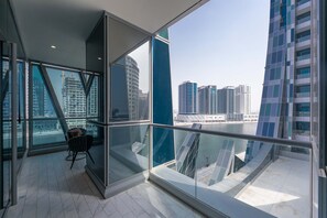 Apartment, Accessible | 1 bedroom - Stunning Corner Suite Canal View (Dubai)