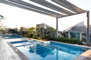 Exterior - Stunning Corner Suite Canal View (Dubai)