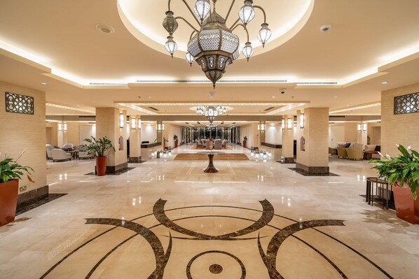 Apartment, Accessible | 2 bedrooms - Stunning 2BR Apt Palm Jumeirah (Dubai)