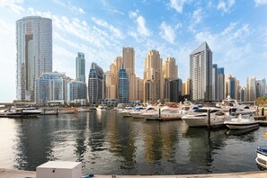 Room - 1 BR With Stunning 180 Marina View (Dubai)