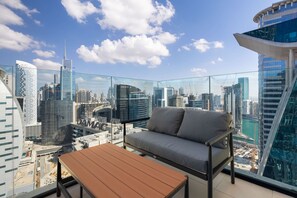 Exterior - New Luxury Penthouse With Sea, Canal and Burj View (Dubai)
