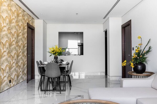 Apartment | 2 bedrooms - Premium 2BD in J ONE Tower w/ Canal View Free Park (Dubai)