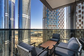 Apartment - Amazing 2Br Apartment With Stunning Burj View (Dubai)