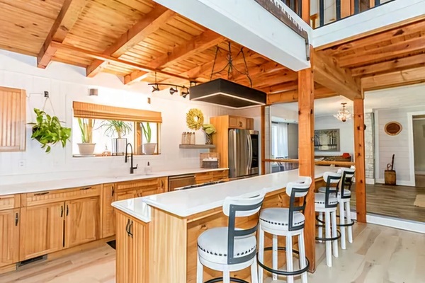 Microonde, forno, piano cottura, lavastoviglie