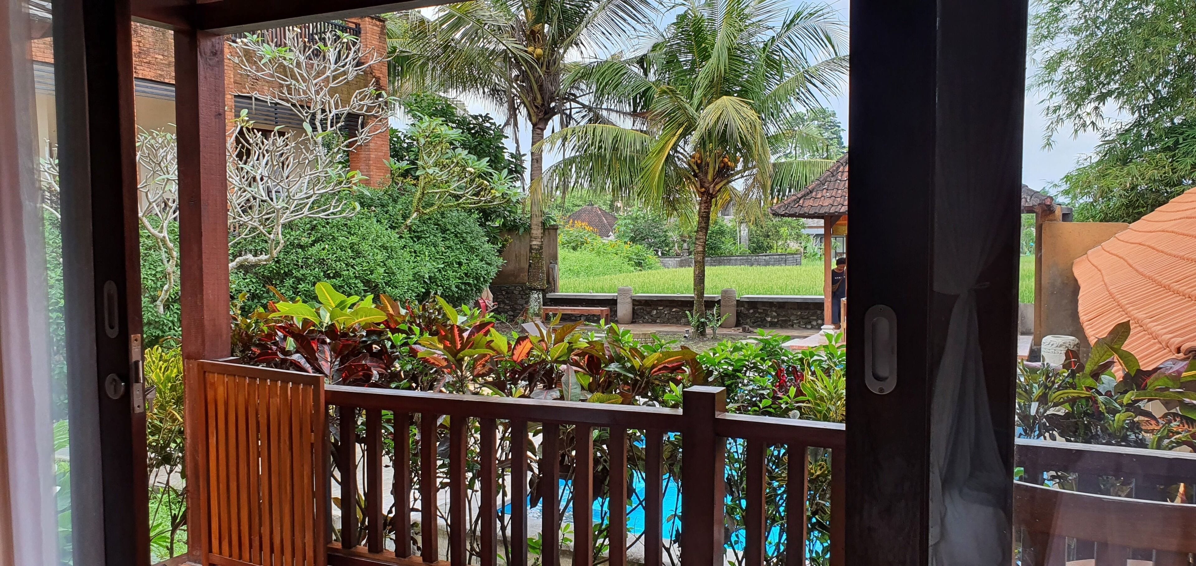 Deluxe Room, Pool View | Terrace/patio