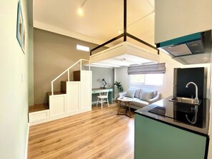 Deluxe Studio | Memory-foam beds, individually furnished, desk, laptop workspace