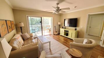 公寓客房, 3 間臥室 | 起居區