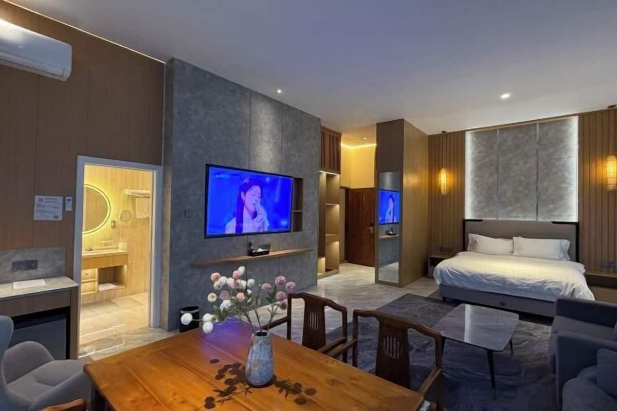 Mini-bar avec articles gratuits, rideaux occultants, Wi-Fi gratuit