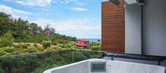 SithoniaRS White Sand Luxury Maisonette