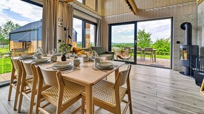 House, Mountain View (4D) | Living area | Flat-screen TV - Domy Sun & Snow Slowmood (Podgórzyn)