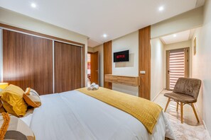 2 bedrooms, iron/ironing board, travel cot, free WiFi - Elegant apartment Gueliz hyper center Marrakech (Marrakech)