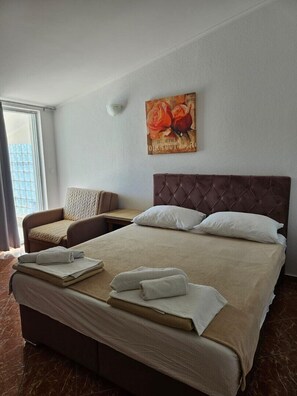 1 bedroom, WiFi, bed sheets - Studio with Balcony a12 (Neum)