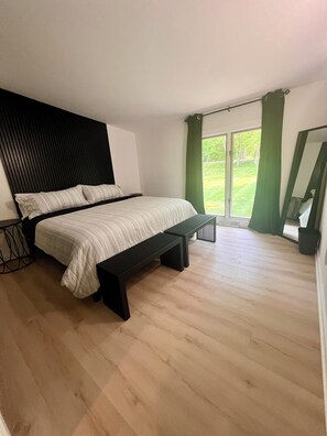 5 chambres, fer et planche à repasser, Wi-Fi, draps fournis