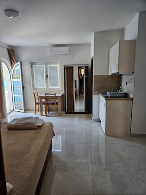 1 soveværelse, sengetøj