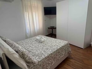 Classic Double Room | Free WiFi