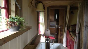 1 bedroom, iron/ironing board, travel cot, free WiFi