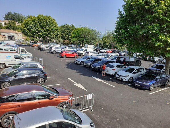 Property grounds - French cocoon (Fayence)