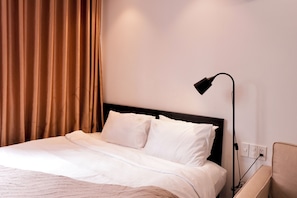 1 bedroom, iron/ironing board, WiFi