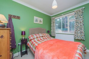 3 bedrooms, individually decorated, individually furnished, free WiFi - Pear Tree Cottage (Shrewsbury)