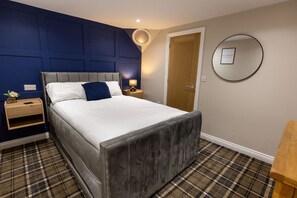 5 chambres, décoration personnalisée, ameublement personnalisé