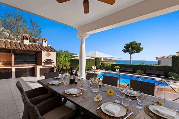 Restauration extérieure