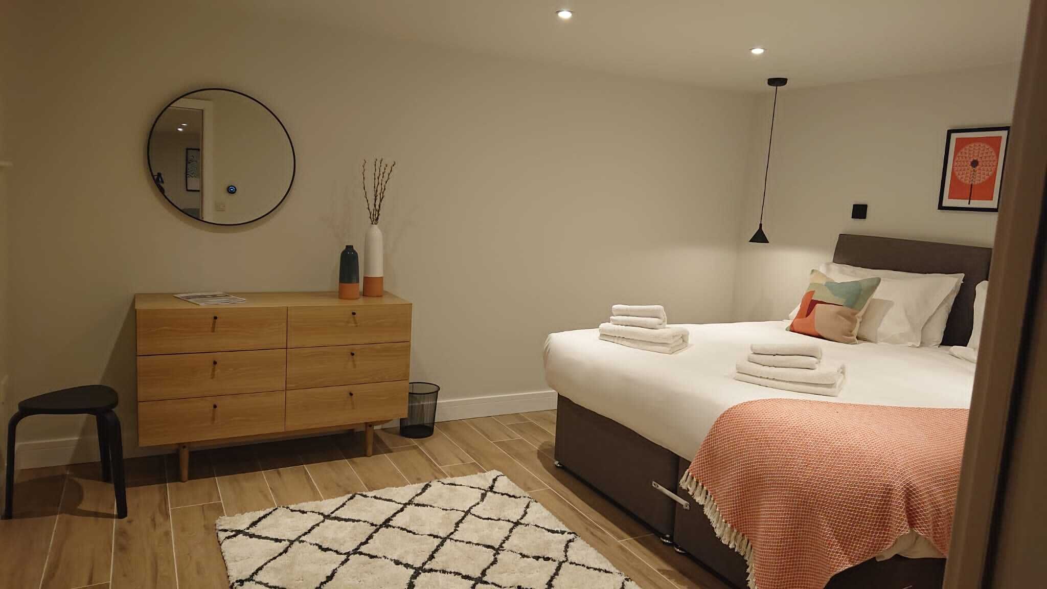 1 bedroom, iron/ironing board, WiFi (free), bed sheets