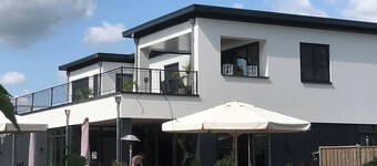 Holiday Home for Rent Near Swimming Pool and Golf Course