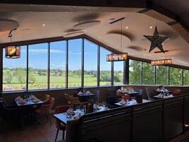 3 restaurants, breakfast, lunch, dinner served; farm to table cuisine