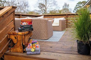 Terrace/patio - 3BD Adult Retreat - Fire Pit, Putting Green, Mins to DT (Dothan)