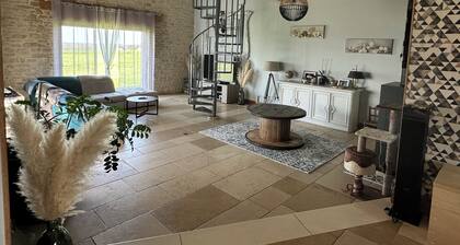 Villa entre CorrÚze et Dordogne!!! Belle piscine chauffée...