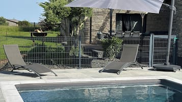 Piscine extérieure, piscine chauffée