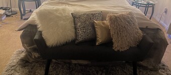 Spacious 4-bedroom estate with WiFi and AC in wonderful Chula Vista