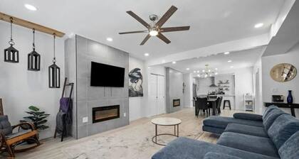 Huge Northside Pittsburgh Home Luxe 4Bed/3.5Bath and Baths Sleep 12 w/ Game room