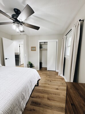 3 bedrooms, iron/ironing board, travel cot, free WiFi