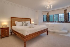 4 Schlafzimmer, Bügeleisen/Bügelbrett, Reisekinderbett, kostenloses WLAN