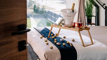 2 室のベッドルーム、アイロン / アイロン台、WiFi、ベッドシーツ