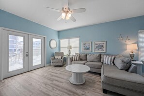 Maison, plusieurs lits (Gulf Winds - West - B) | Coin séjour