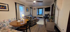 Smart TV - Quaint & Updated In-Town Charmer (Guernsey)